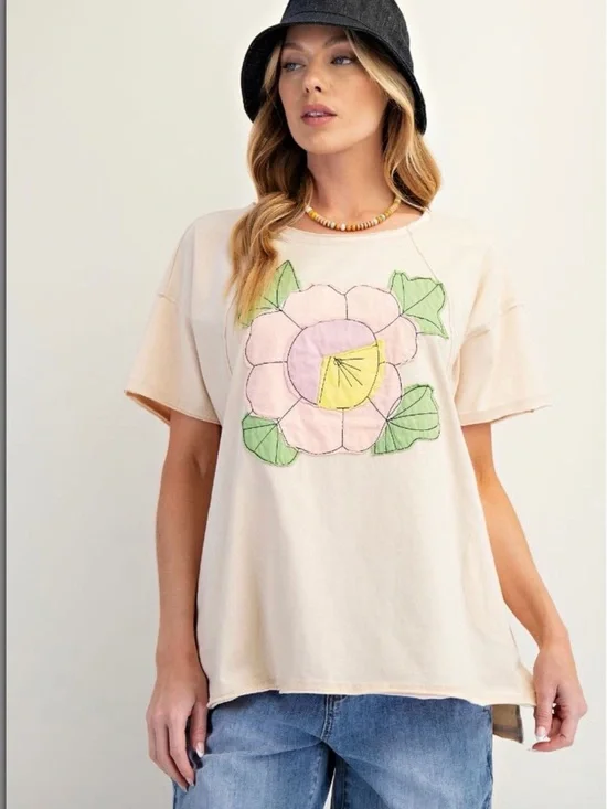 Easel Cream Short Sleeve Tee with Pink Floral Patch Plus Size - Picture 6 of 6